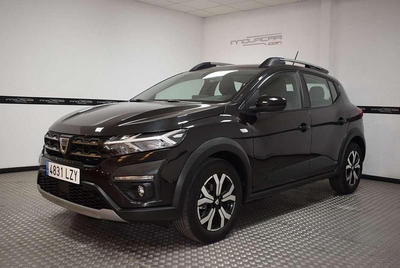 Negro Usado 2022 Dacia Sandero Expression Utilitario | 14.500 € (Precio justo) - Imagen 1/4