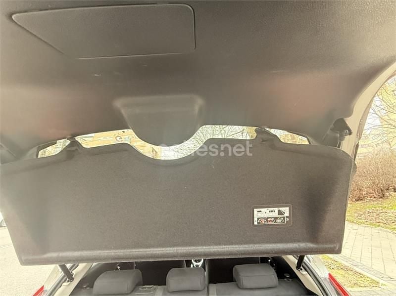 Usado Nissan Juke N-TEC 117 CV (86 kW) 2014 Gris / plata SUV