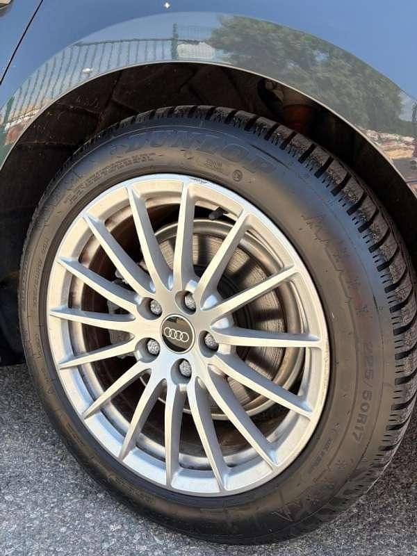 Usado Audi A5 Sportback 163 CV (119 kW) 2023 Gris Utilitario