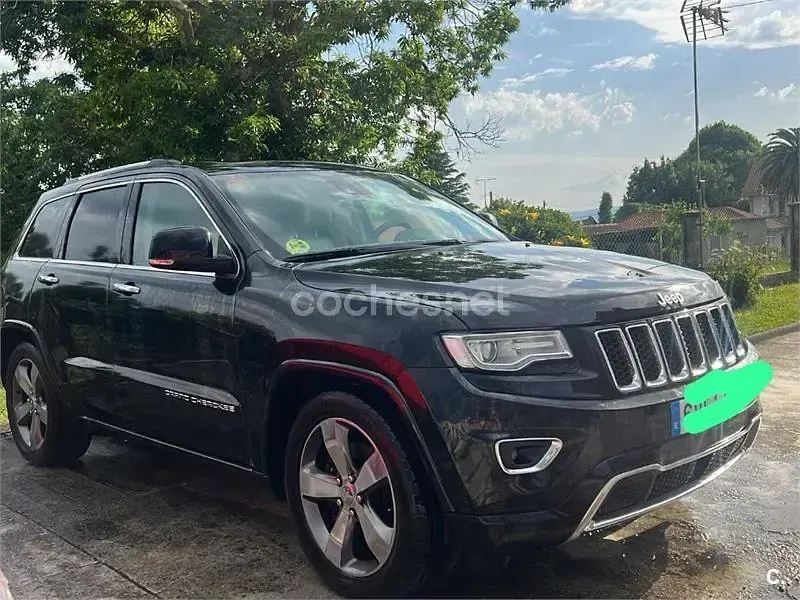 Usado Jeep Grand Cherokee Overland 250 CV (183 kW) 2014 Negro SUV