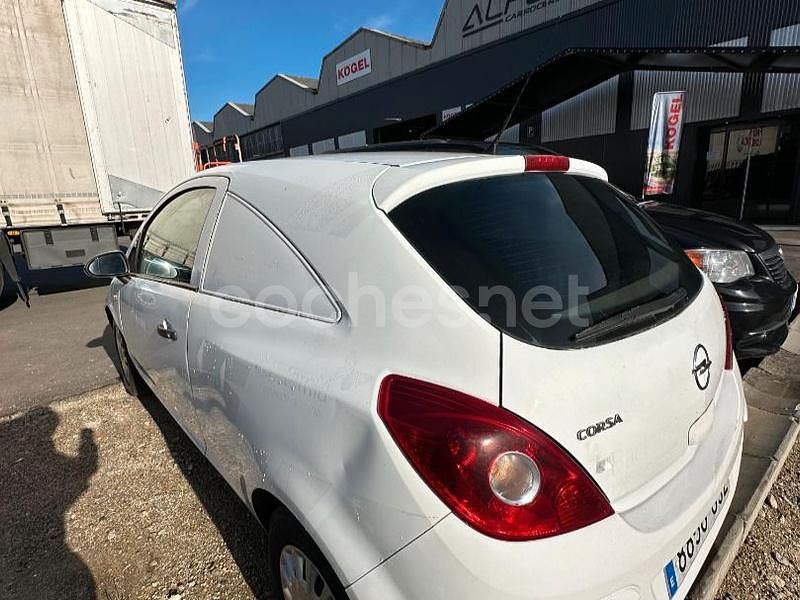Usado Opel Corsa 90 CV (66 kW) 2008 Blanco Berlina