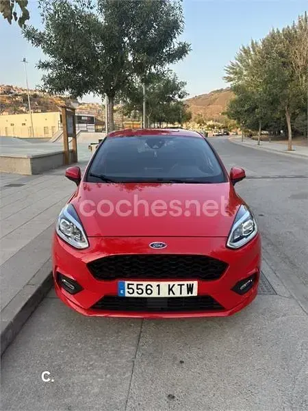 Usado Ford Fiesta ST-Line 140 CV (102 kW) 2019 Rojo Utilitario