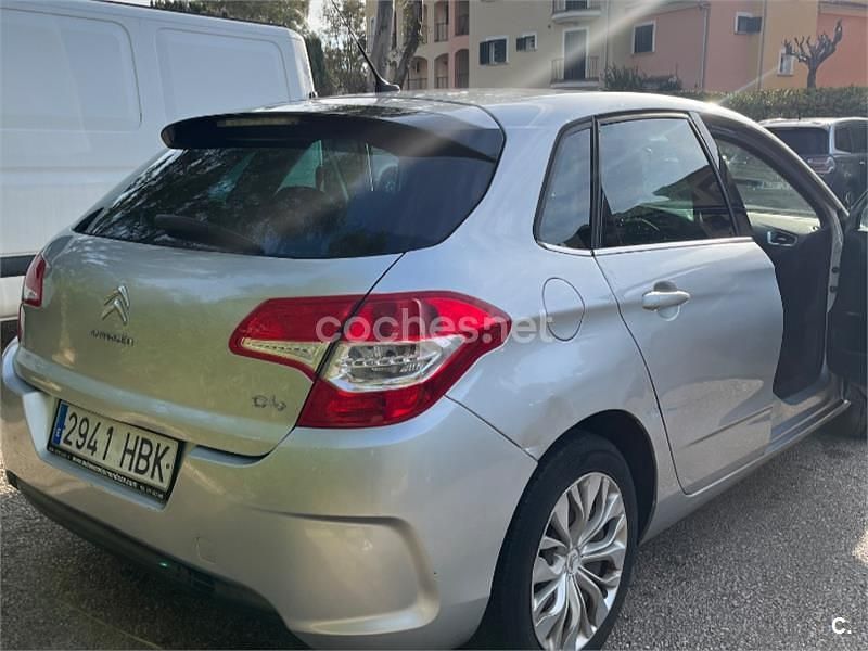 Usado Citroën C4 Seduction 112 CV (82 kW) 2011 Blanco Berlina