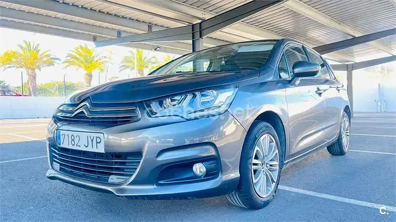 Usado Citroën C4 Live 110 CV (80 kW) 2017 Gris / plata Berlina