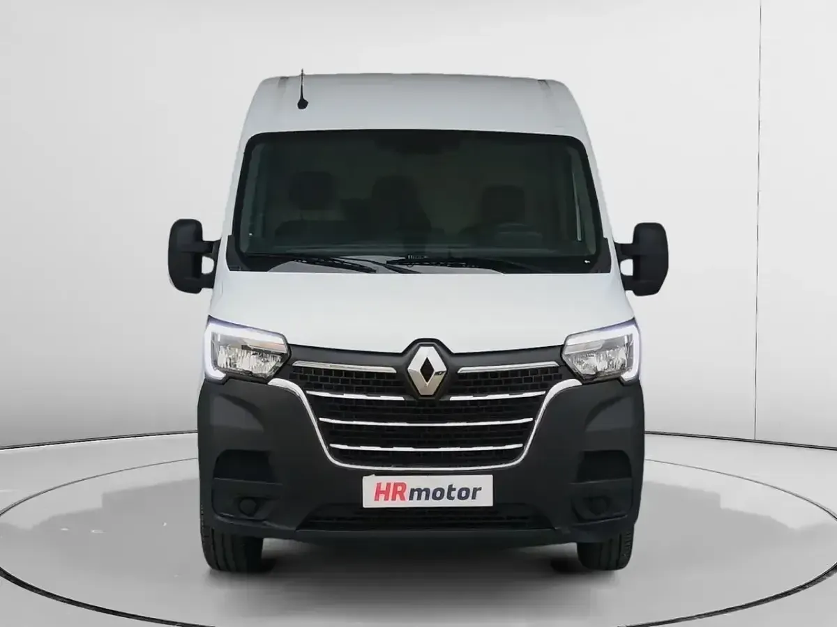 Usado Renault Master 136 CV (100 kW) 2022 Blanco Monovolumen