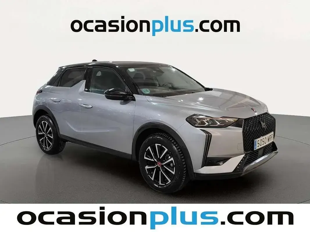 Usado DS Automobiles DS3 Crossback Performance 131 CV (96 kW) 2024 Gris SUV