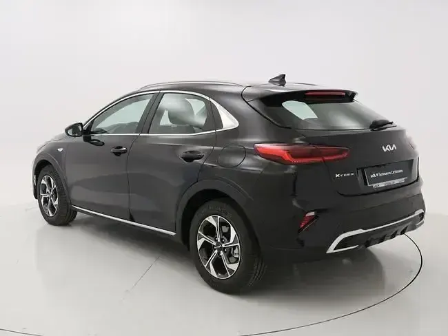 Nuevo Kia XCeed 116 CV (85 kW) 2026 Negro SUV