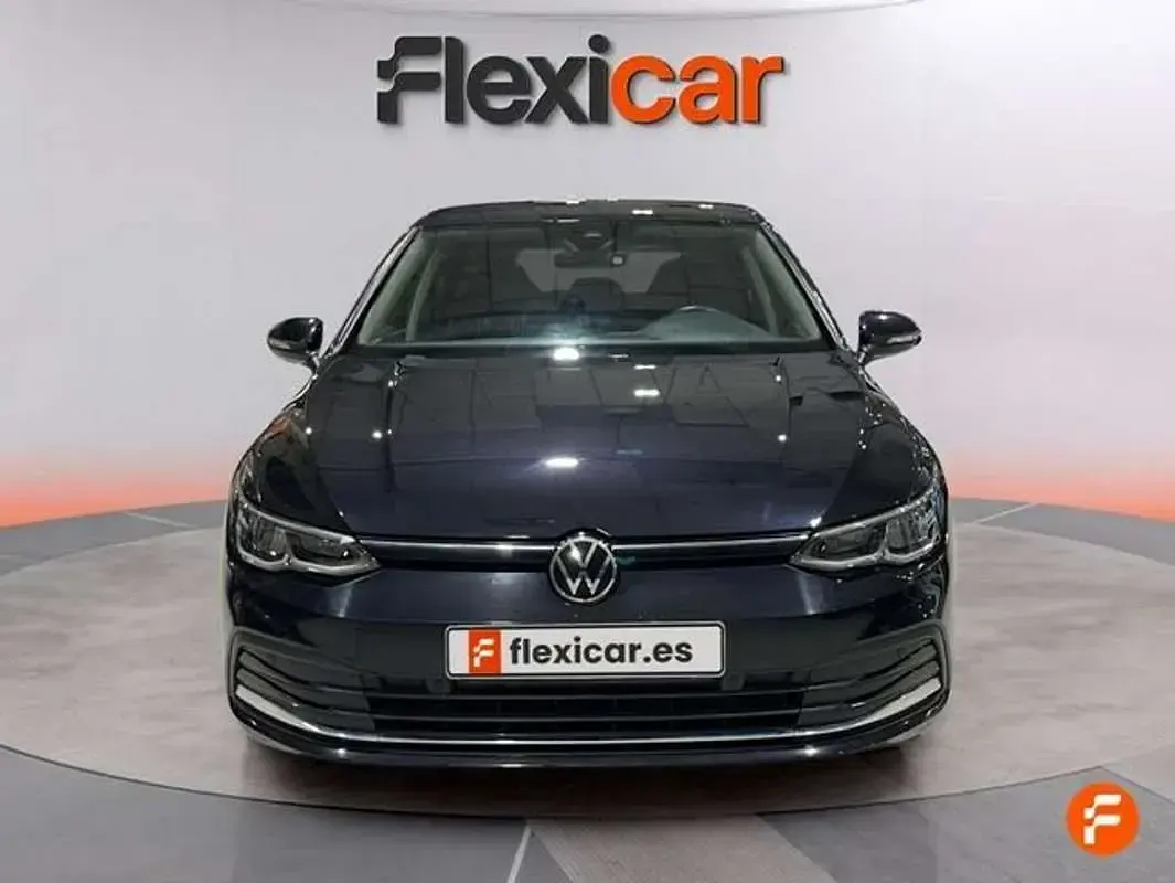 Usado VW Golf VIII 116 CV (85 kW) 2021 Negro Utilitario