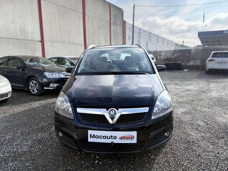 Usado Opel Zafira Cosmo 120 CV (88 kW) 2006 Azul Monovolumen
