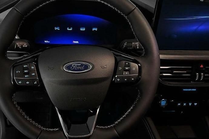 Usado Ford Kuga Active 180 CV (132 kW) 2024 Blanco SUV