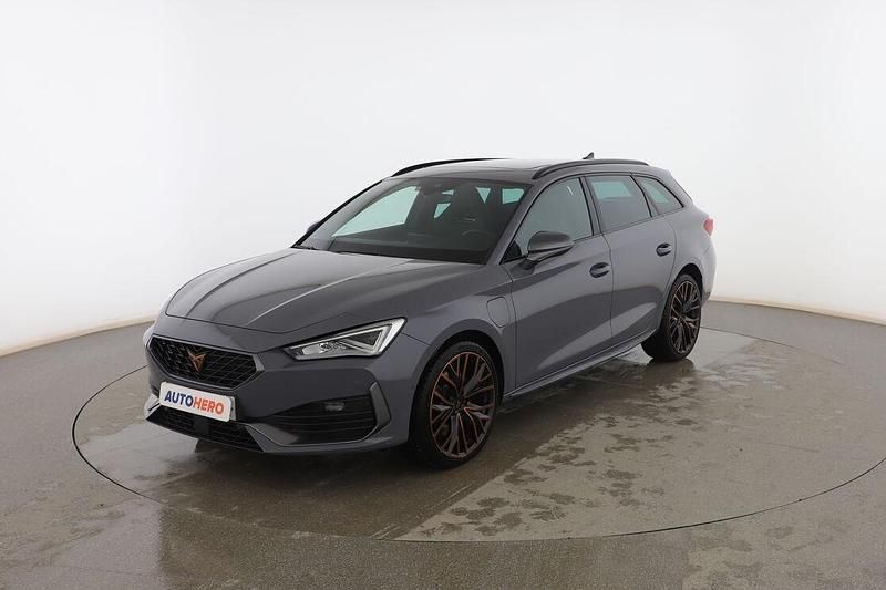 Usado Cupra Leon 245 CV (180 kW) 2021 Gris Familiar