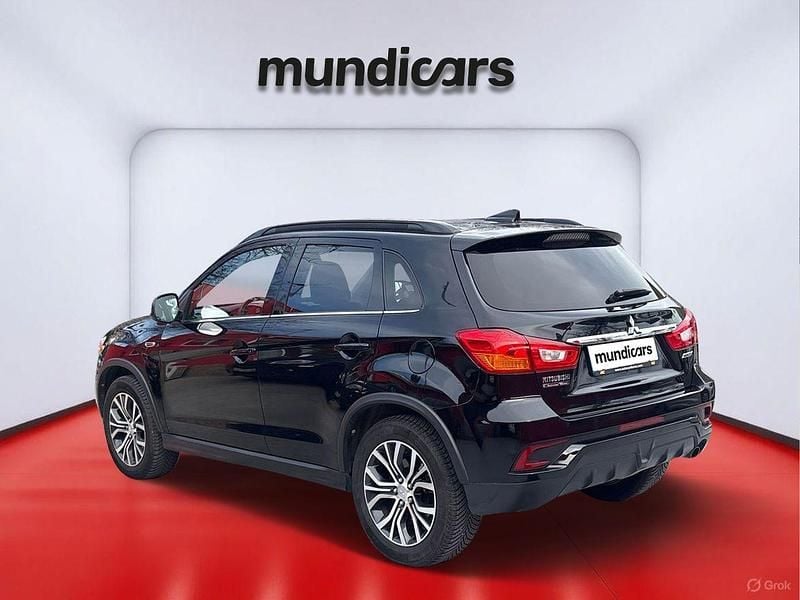 Usado Mitsubishi ASX Motion 117 CV (86 kW) 2019 Negro SUV