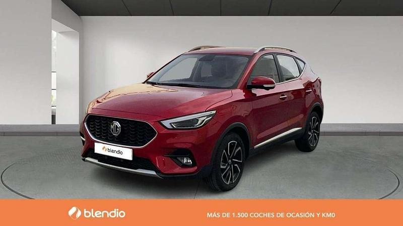 Usado MG ZS Comfort 107 CV (78 kW) 2024 Rojo SUV