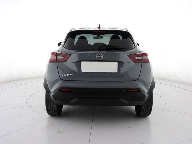 Usado Nissan Juke N-Connecta 114 CV (83 kW) 2025 Gris SUV