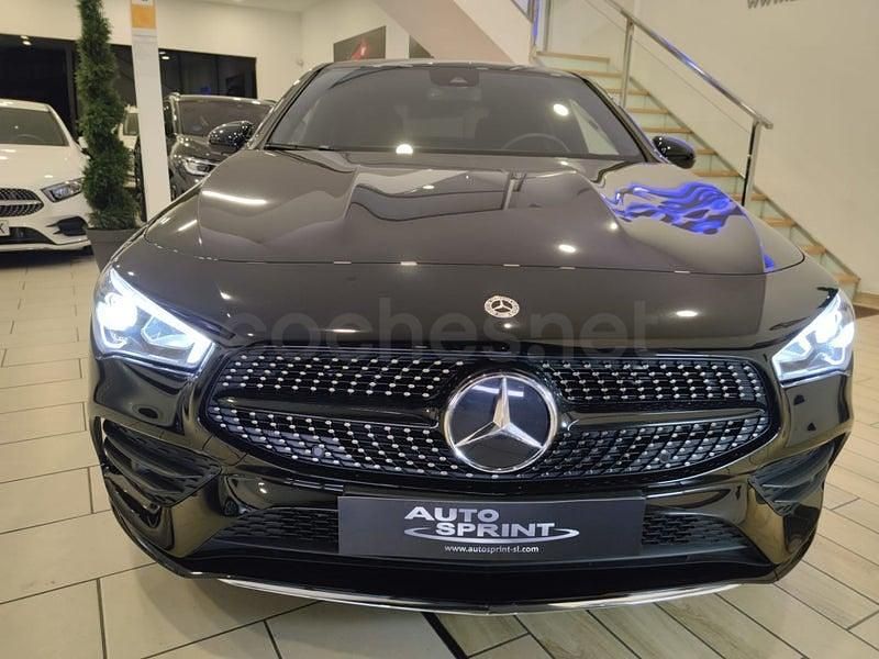 Usado Mercedes CLA220 190 CV (139 kW) 2022 Negro Berlina