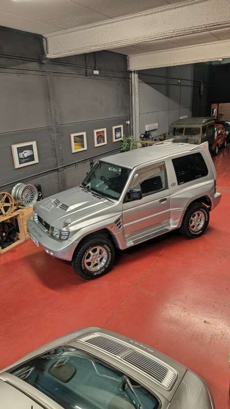 Gris Usado 1999 Mitsubishi Pajero SUV | 49.000 € - Imagen 1/4
