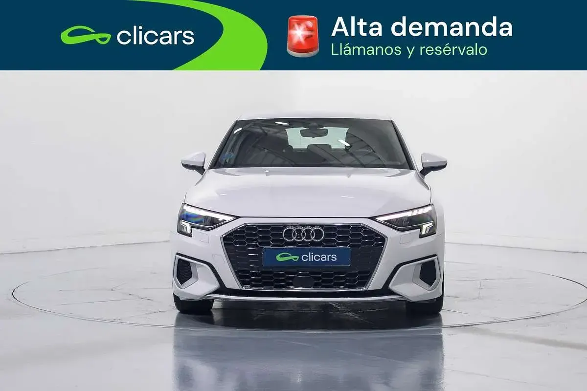 Usado Audi A3 Sportback Advanced 110 CV (80 kW) 2022 Blanco Utilitario