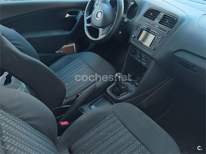 Usado VW Polo Edition 60 CV (44 kW) 2014 Blanco Berlina