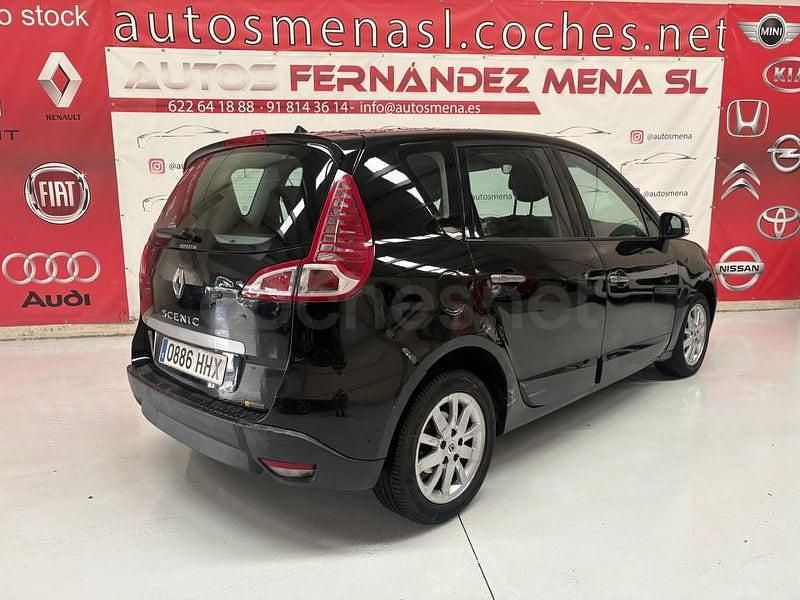 Usado Renault Scénic III Authentique 110 CV (80 kW) 2011 Negro Monovolumen