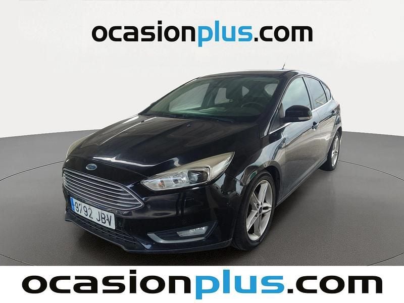Usado Ford Focus Titanium 125 CV (91 kW) 2014 Negro Utilitario