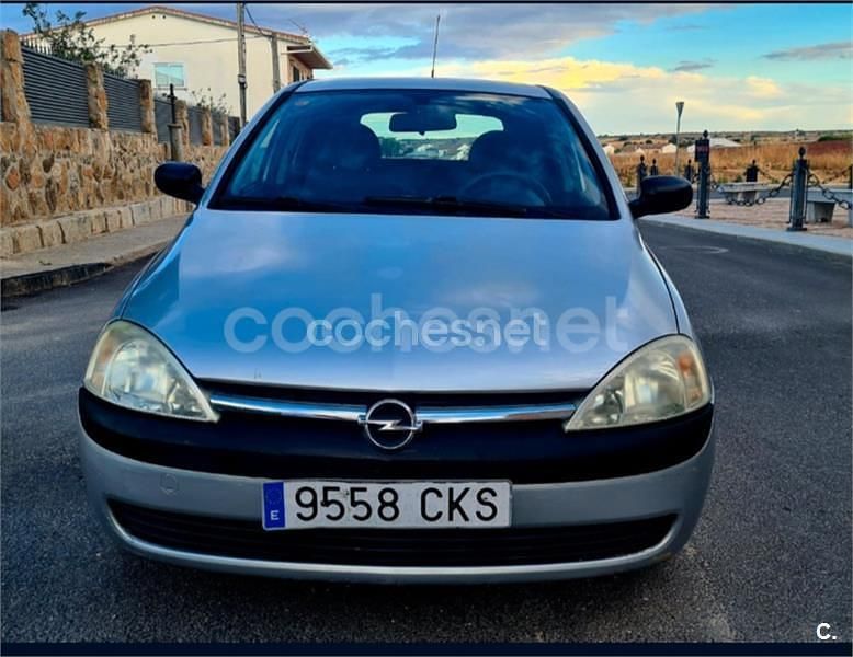 Usado Opel Corsa Edition 65 CV (47 kW) 2003 Gris / plata Berlina