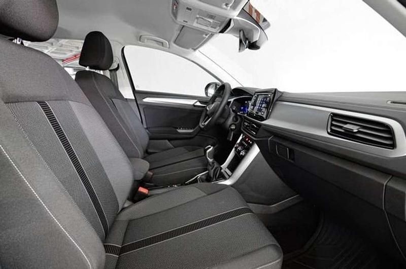 Usado VW T-Roc 111 CV (81 kW) 2022 Gris SUV