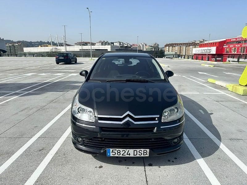 Usado Citroën C4 Exclusive 110 CV (80 kW) 2005 Negro Berlina