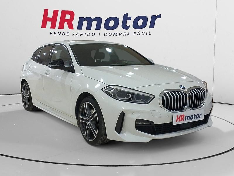 Usado BMW 118 M Sport 136 CV (100 kW) 2023 Negro Utilitario
