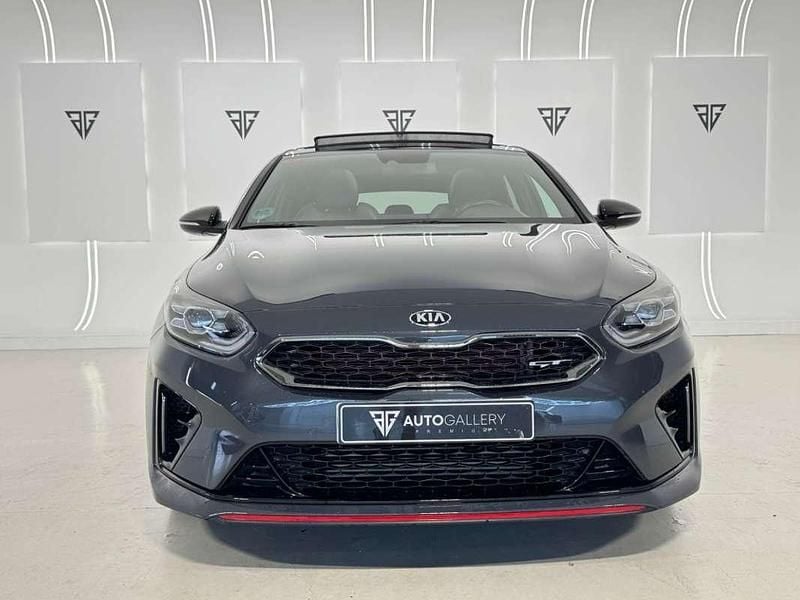 Usado Kia ProCeed GT 204 CV (150 kW) 2019 Gris Familiar