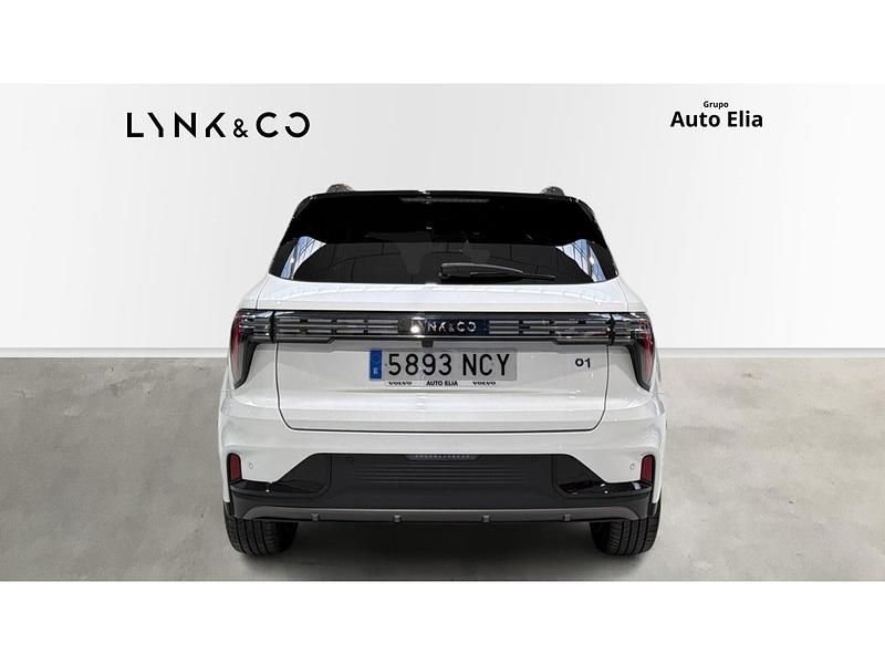 Usado Lynk & Co 01 276 CV (202 kW) 2025 Blanco SUV