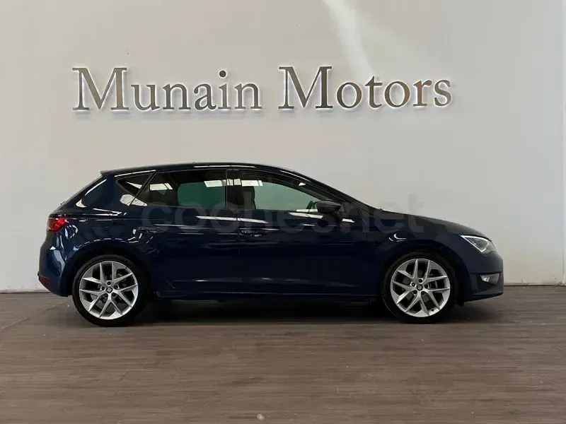 Usado Seat Leon FR 150 CV (110 kW) 2016 Azul Berlina