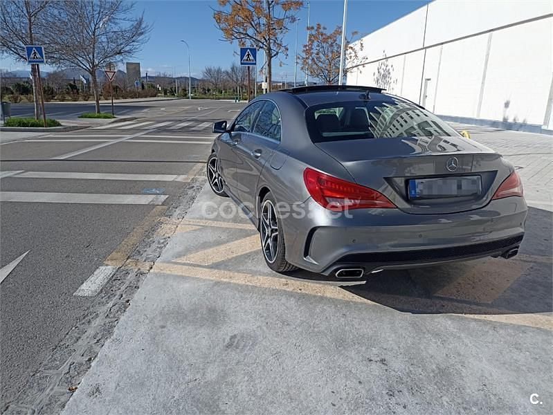 Usado Mercedes CLA200 Shooting Brake AMG line 136 CV (100 kW) 2015 Gris / plata Familiar