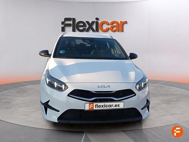 Usado Kia Ceed Style 100 CV (73 kW) 2025 Blanco Utilitario