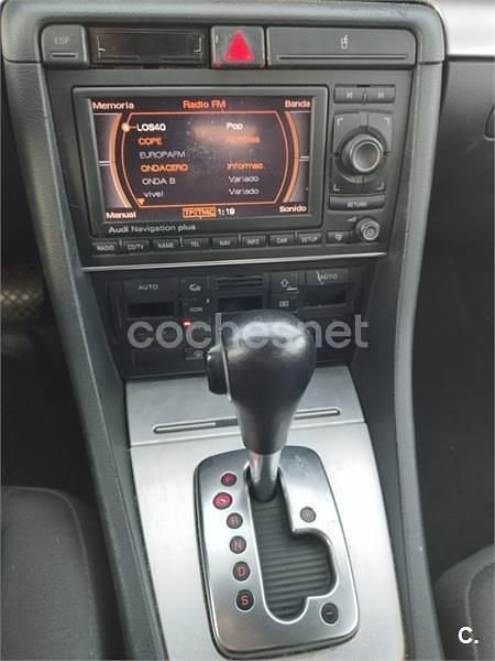 Usado Audi A4 140 CV (102 kW) 2005 Negro Familiar