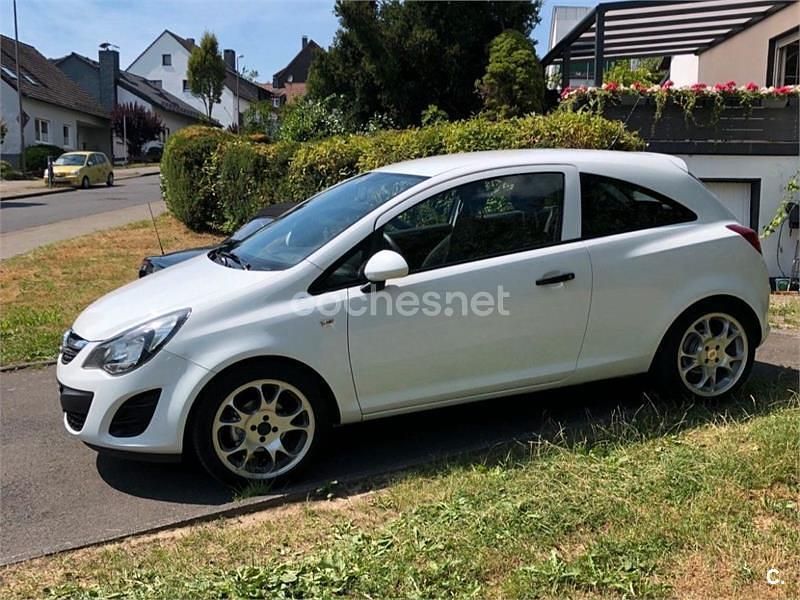 Usado Opel Corsa Selective 85 CV (62 kW) 2014 Blanco Berlina