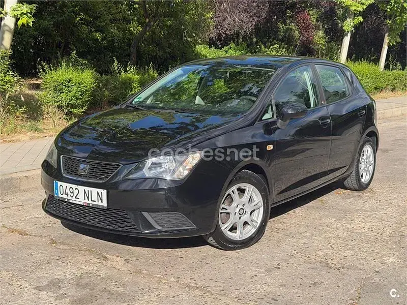 Usado Seat Ibiza Reference 75 CV (55 kW) 2017 Negro Berlina