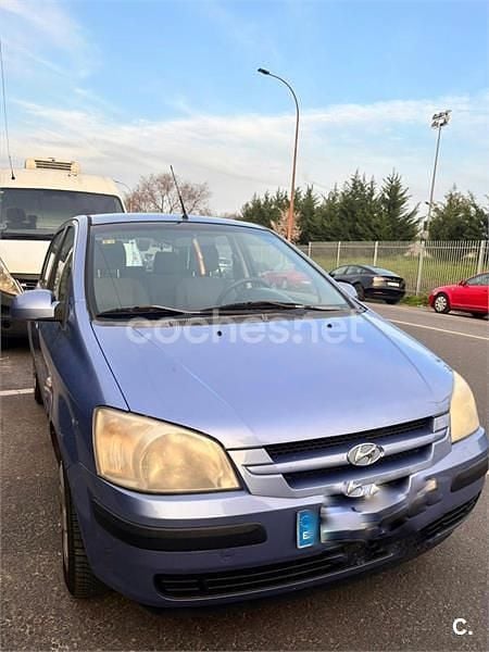 Usado Hyundai Getz 82 CV (60 kW) 2005 Azul Utilitario