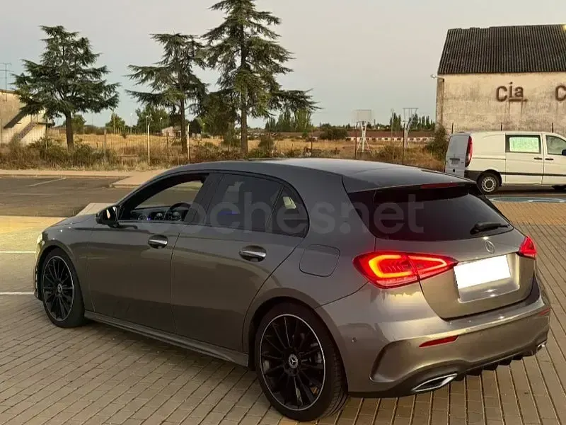 Usado Mercedes A220 190 CV (139 kW) 2019 Gris / plata Berlina