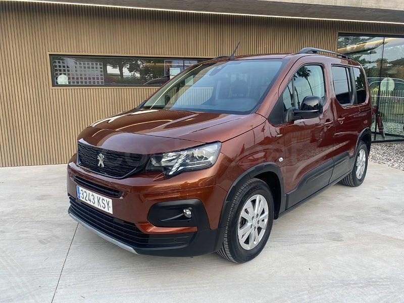 Usado Peugeot Rifter GT-line 130 CV (95 kW) 2019 Marrón Monovolumen