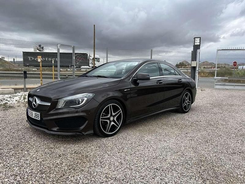 Marrón Usado 2014 Mercedes CLA200 AMG line Coupe | 12.999 € (Caro) - Imagen 1/4