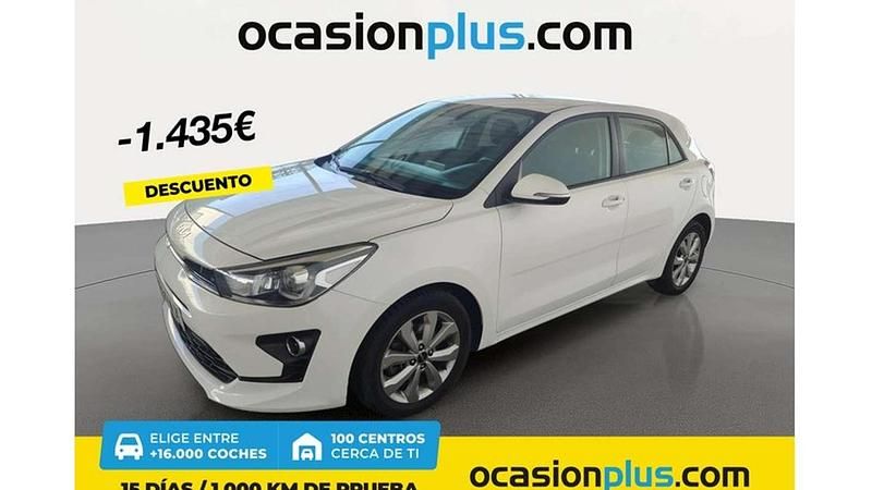 Blanco Usado 2023 Kia Rio Utilitario | 13.991 € (Precio justo) - Imagen 1/4