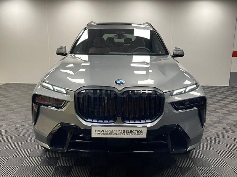 Nuevo BMW X7 Comfort Edition 352 CV (258 kW) 2025 Gris / plata SUV