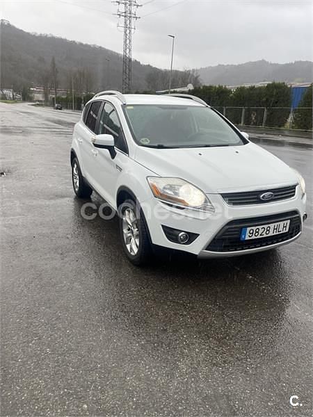 Usado Ford Kuga Titanium 140 CV (102 kW) 2012 Blanco SUV