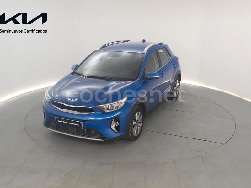 Azul Usado 2024 Kia Stonic SUV | 20.200 € (Precio justo) - Imagen 1/4