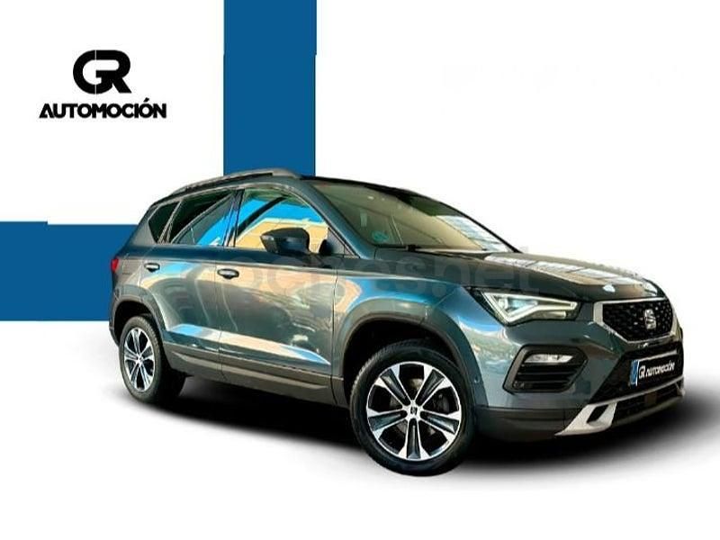 Usado Seat Ateca Style 150 CV (110 kW) 2021 Gris / plata SUV