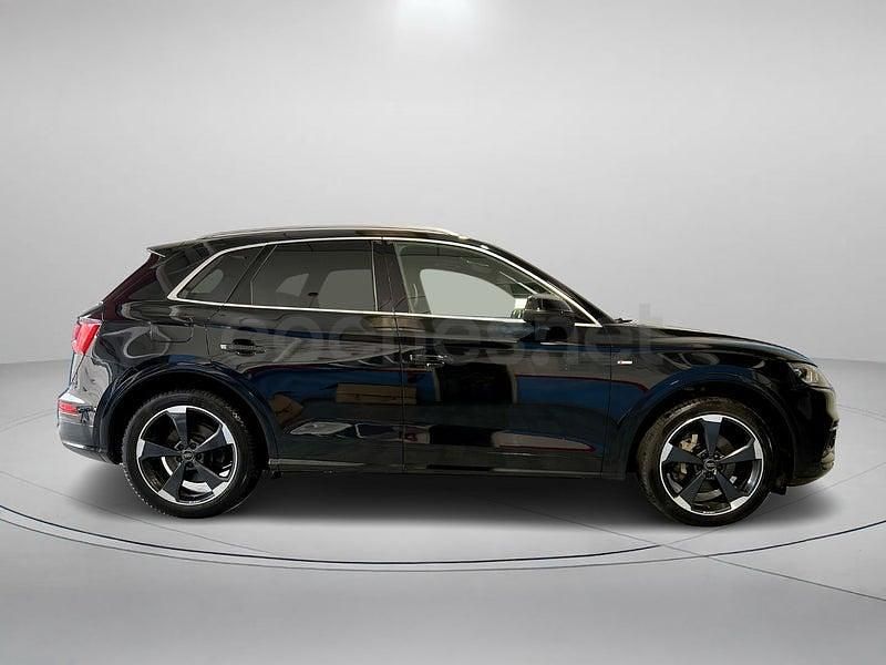 Usado Audi Q5 190 CV (139 kW) 2018 Negro SUV