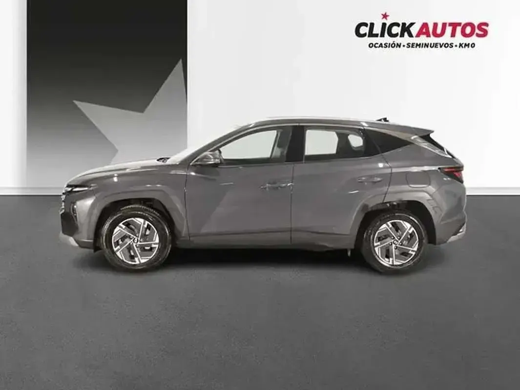 Usado Hyundai Tucson 252 CV (185 kW) 2025 Gris SUV