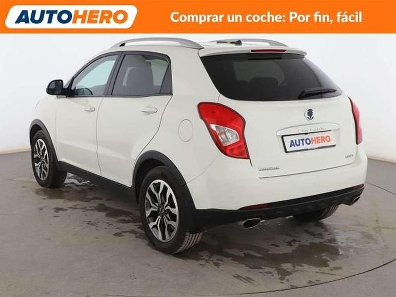 Usado Ssangyong (KGM) Korando 178 CV (130 kW) 2017 Blanco SUV