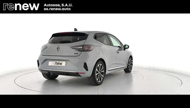 Usado Renault Clio V Techno 140 CV (102 kW) 2025 Gris Berlina