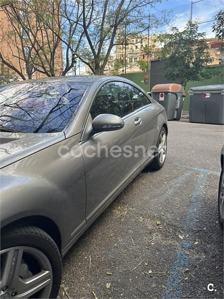 Usado Mercedes CL500 306 CV (225 kW) 2007 Gris / plata Coupe